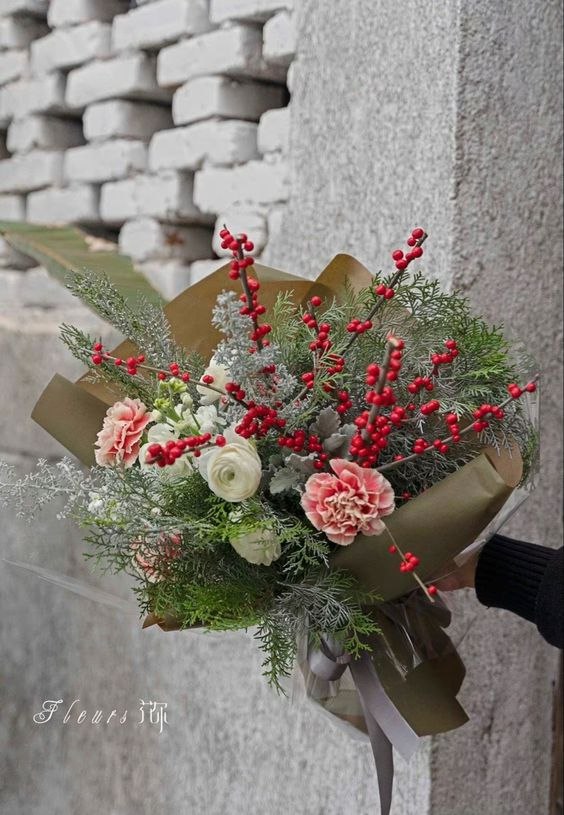 Фото букета: Праздничные букеты — Flowers Place в Дубае