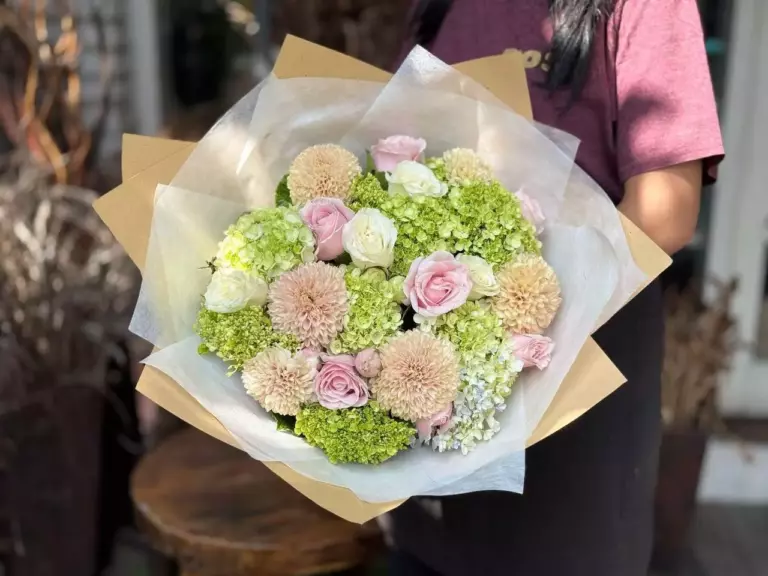 Миниатюра товара 1: Без повода — Flowers Place на Бали