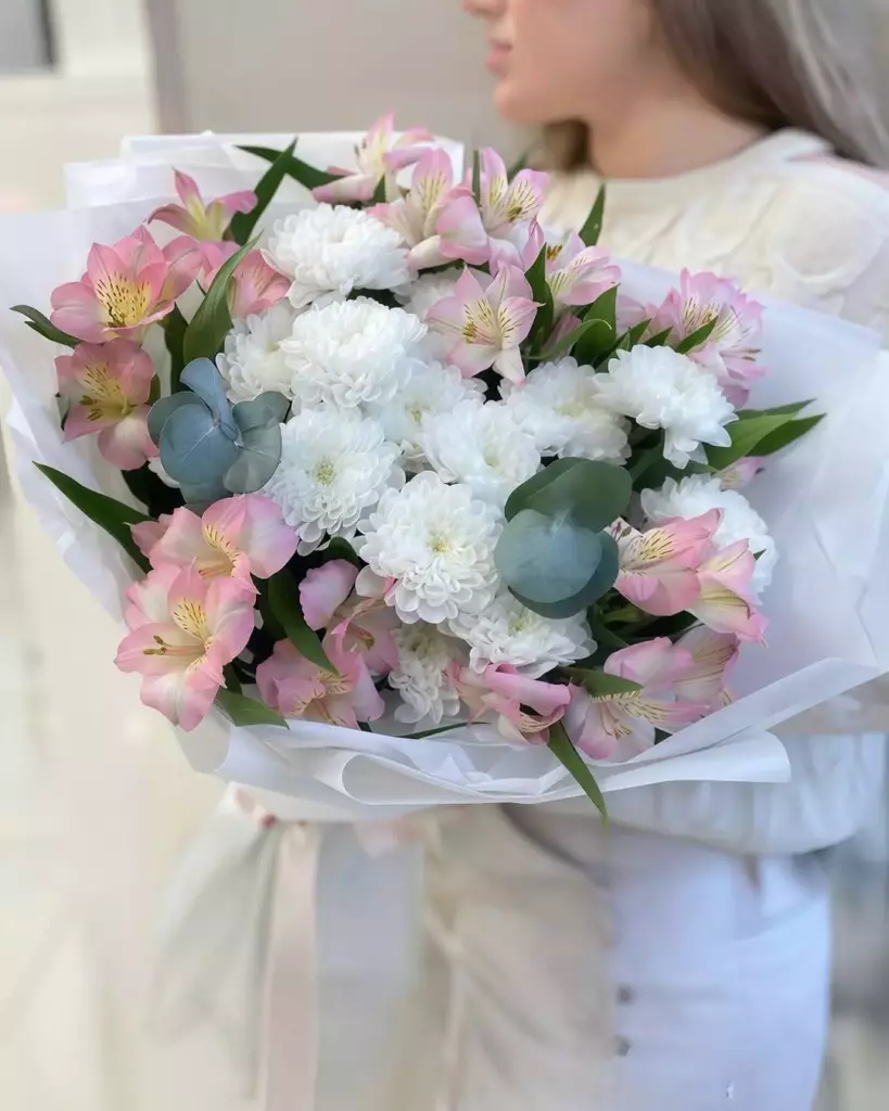 Фото букета 2: Альстромерии — Flowers Place на Бали