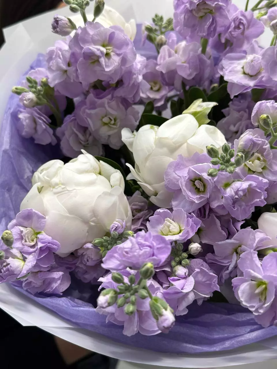 Фото букета 2: Без повода — Flowers Place на Пхукете