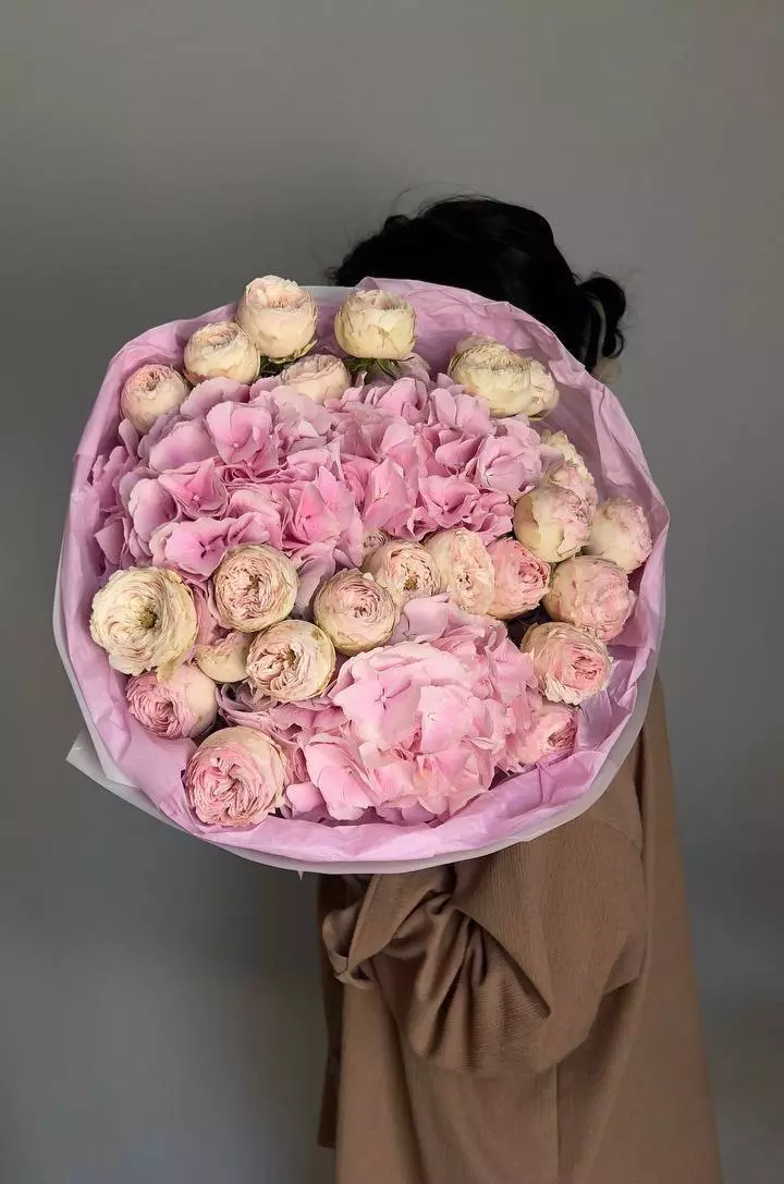 Фото букета: Без повода — Flowers Place в Шардже