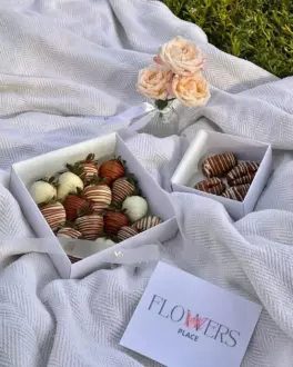 Дополнение к заказу: 🍓 Клубника в шоколаде (16 штук сетом) — Flowers Place в Белграде