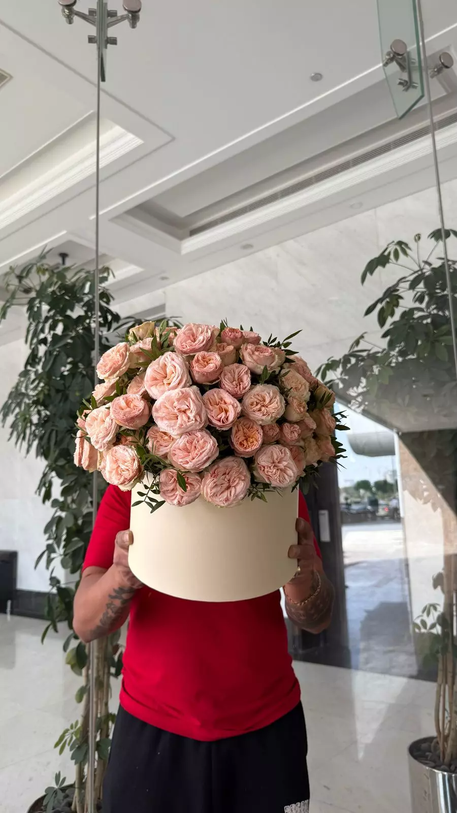 Фото букета 2: Букет из 51 розы — Flowers Place в Шардже