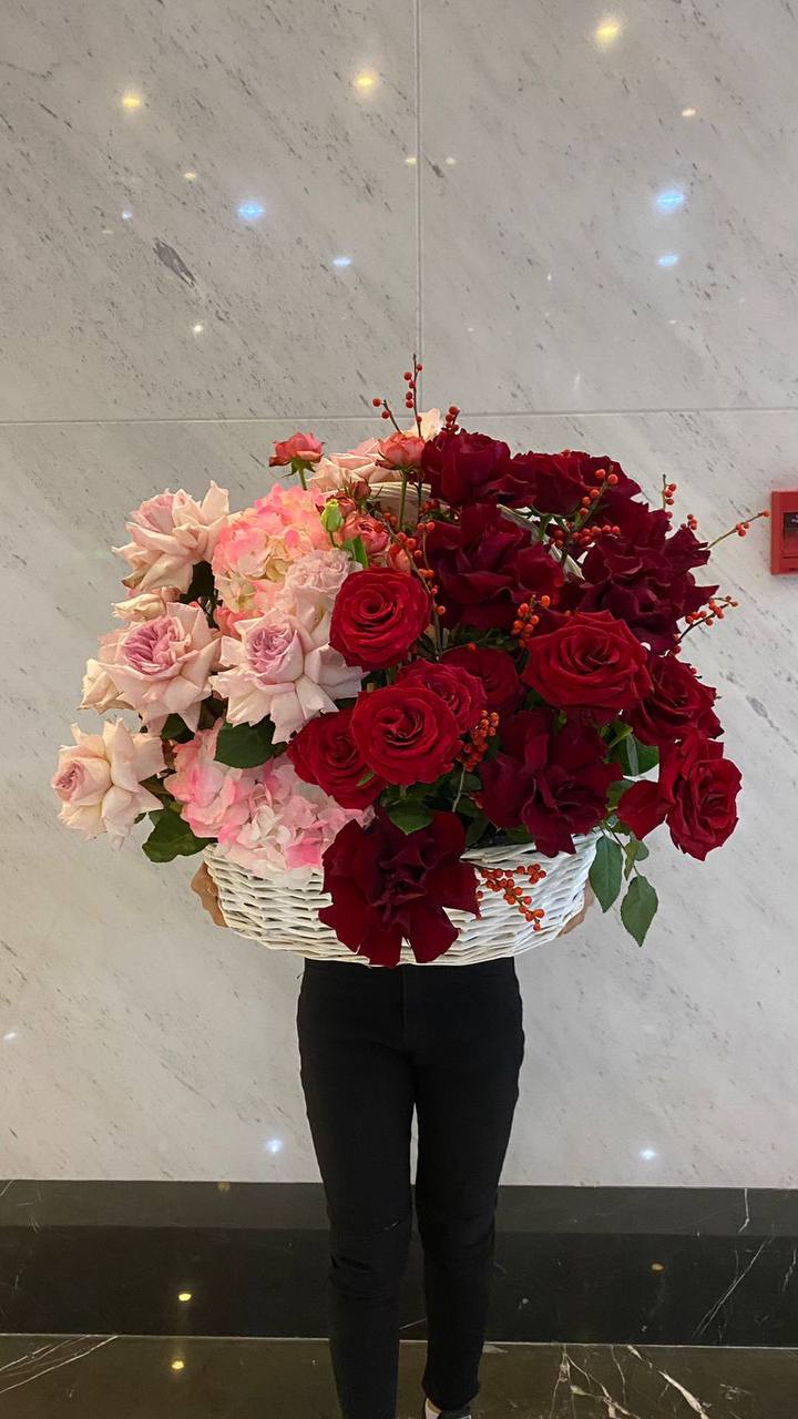 Фото букета 2: БестСеллеры — Flowers Place в Шарм-эль-Шейхе