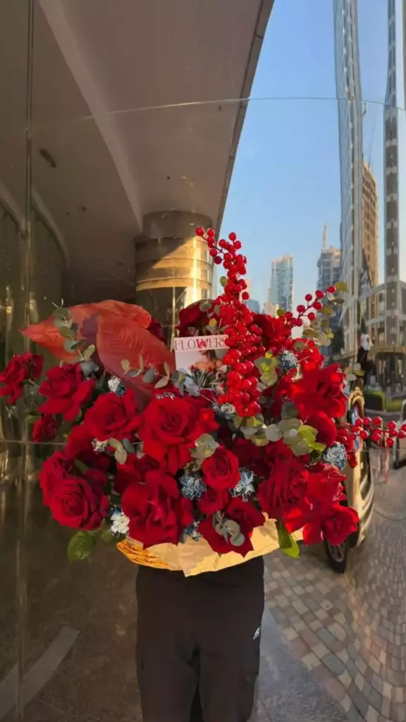 Фото букета 2: Без повода — Flowers Place в Дубае