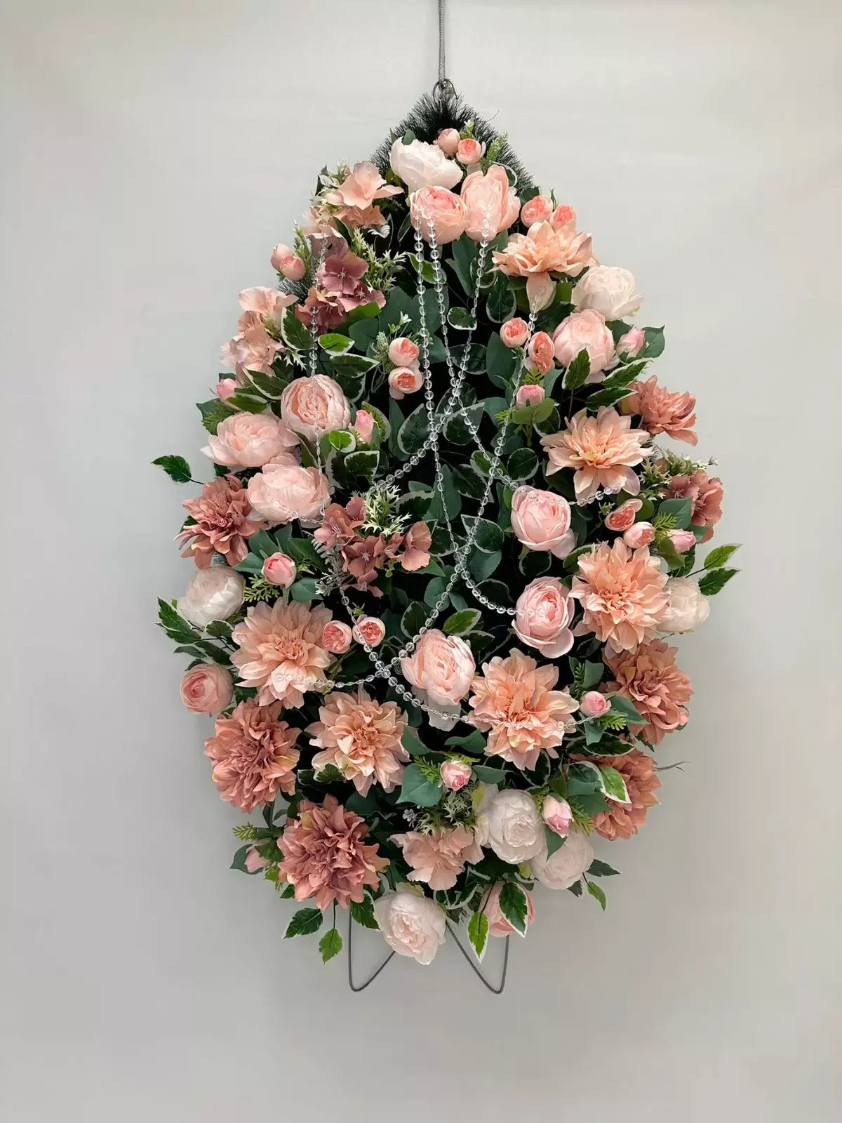 Фото букета: Букеты на похороны, погребение — Flowers Place в Бодруме