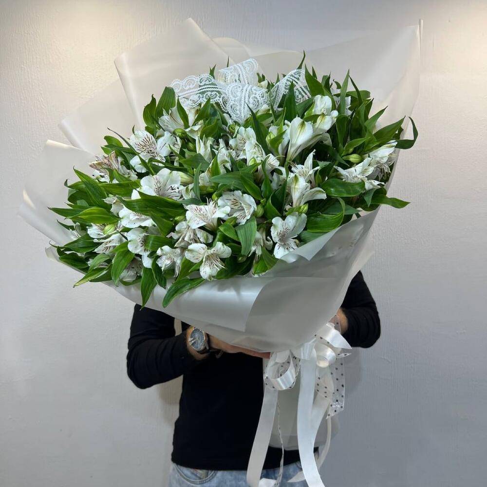 Фото букета: Альстромерии — Flowers Place в Паттае