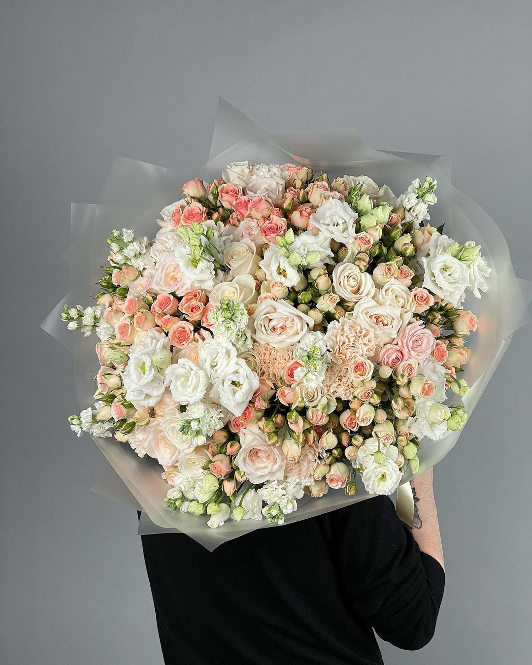 Фото букета: Без повода — Flowers Place в Париже