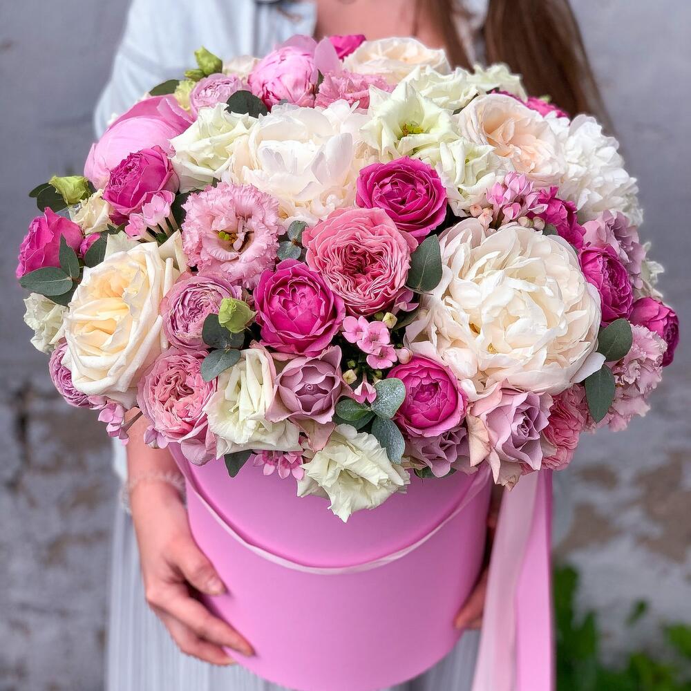 Фото букета 2: WOW-букеты — Flowers Place в Шардже