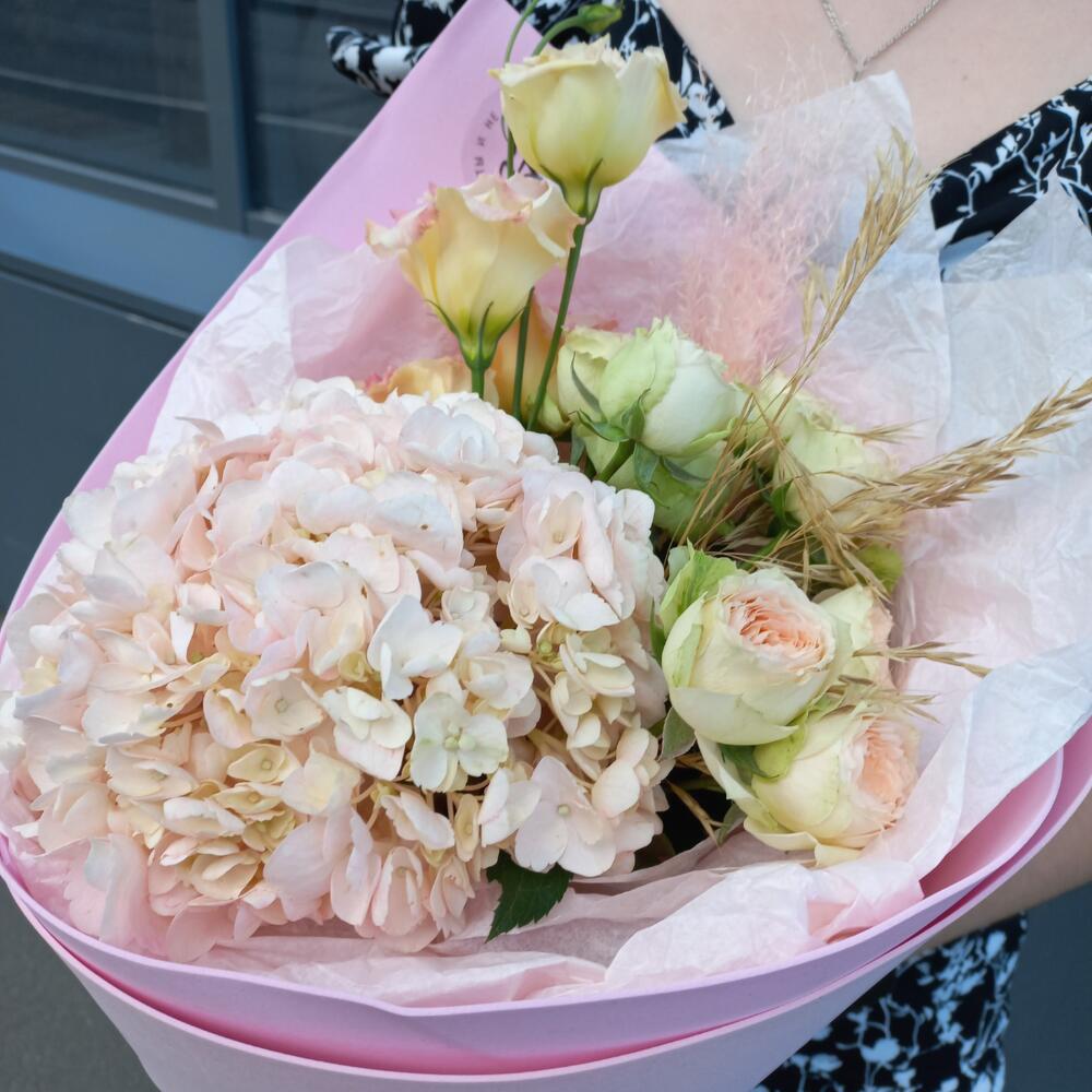 Фото букета 2: Без повода — Flowers Place в Анталье