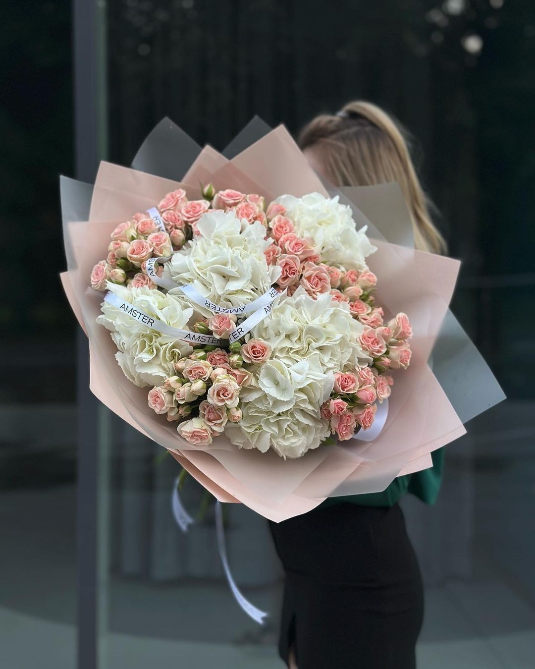 Фото букета: Без повода — Flowers Place в Майами