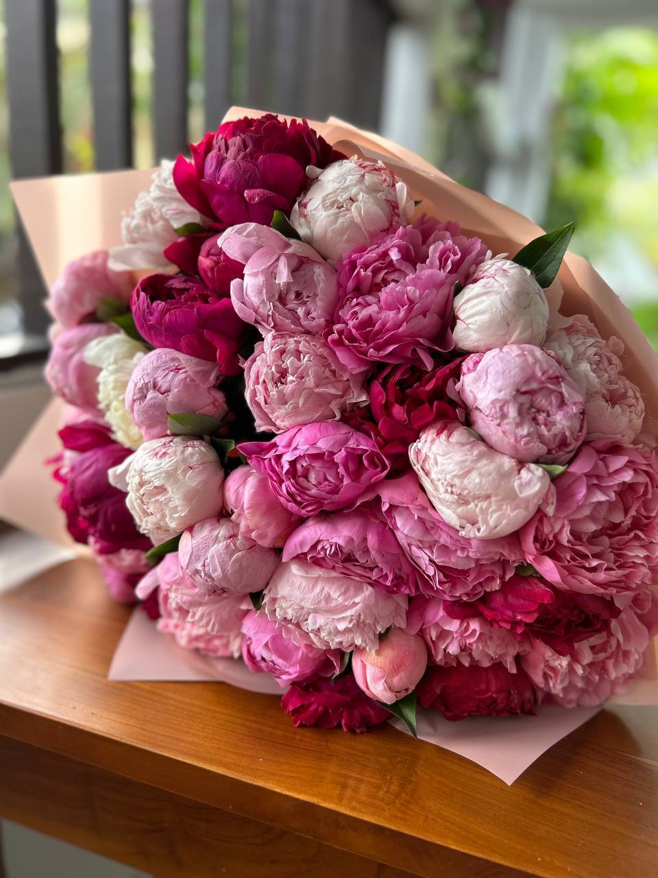 Фото букета: WOW-букеты — Flowers Place в Париже