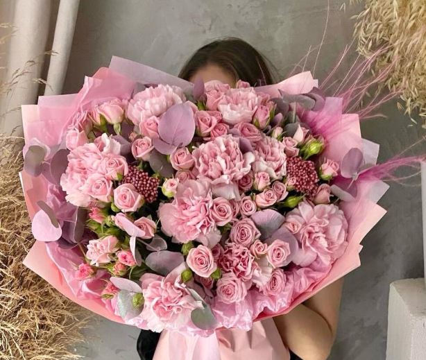 Фото букета: Женские букеты — Flowers Place в Анталье