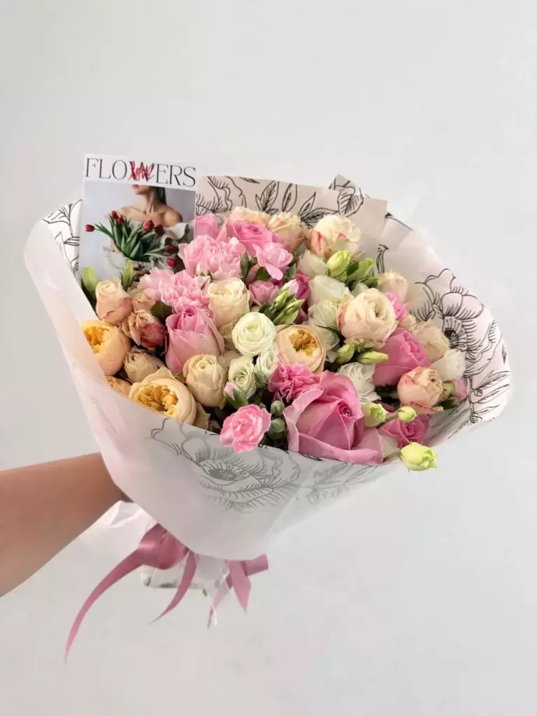 Миниатюра товара 1: Без повода — Flowers Place в Нячанге