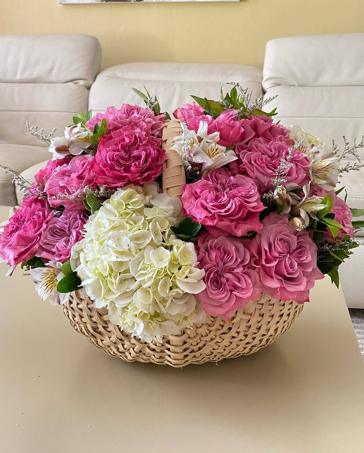 Фото букета: Без повода — Flowers Place в Алматы
