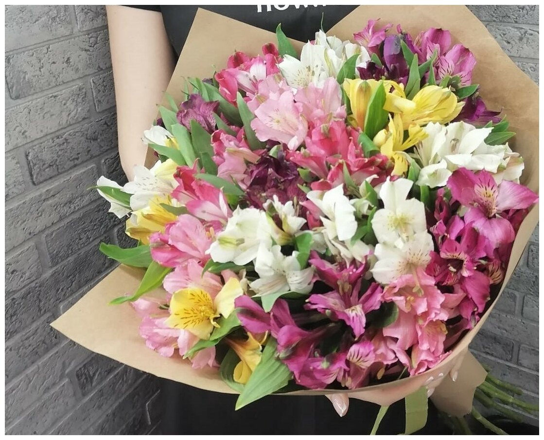 Фото букета 2: Альстромерии — Flowers Place По всему миру