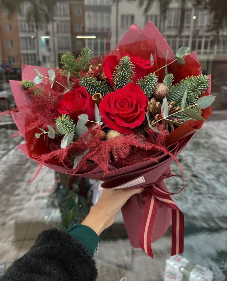Фото букета 2: Праздничные букеты — Flowers Place в Анталье