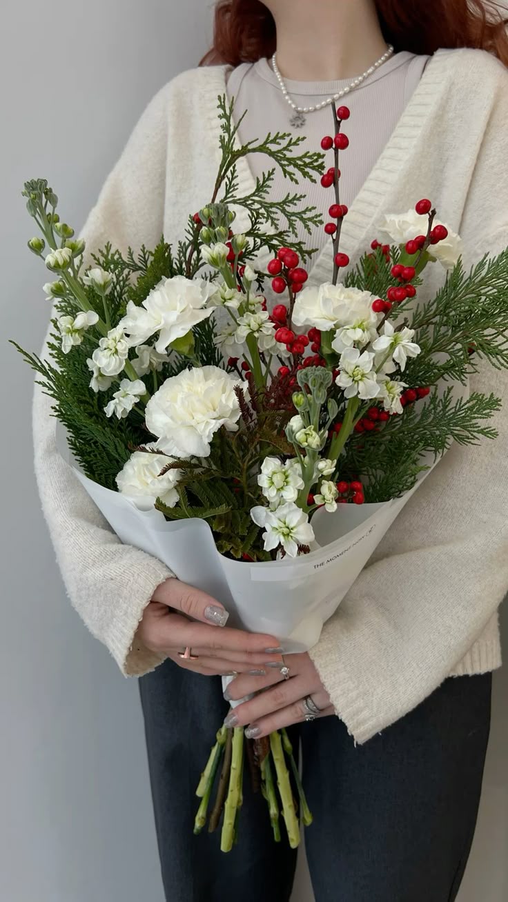 Фото букета: Цветы на новый год — Flowers Place в Дубае