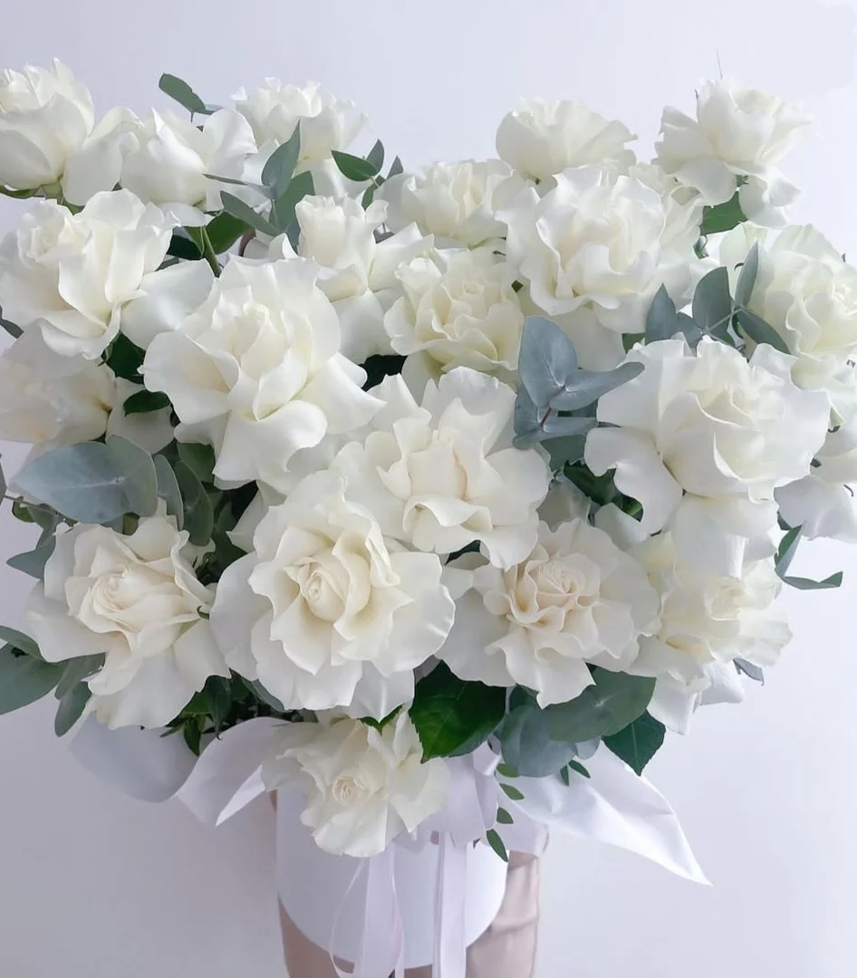 Фото букета 2: Без повода — Flowers Place на Пхукете