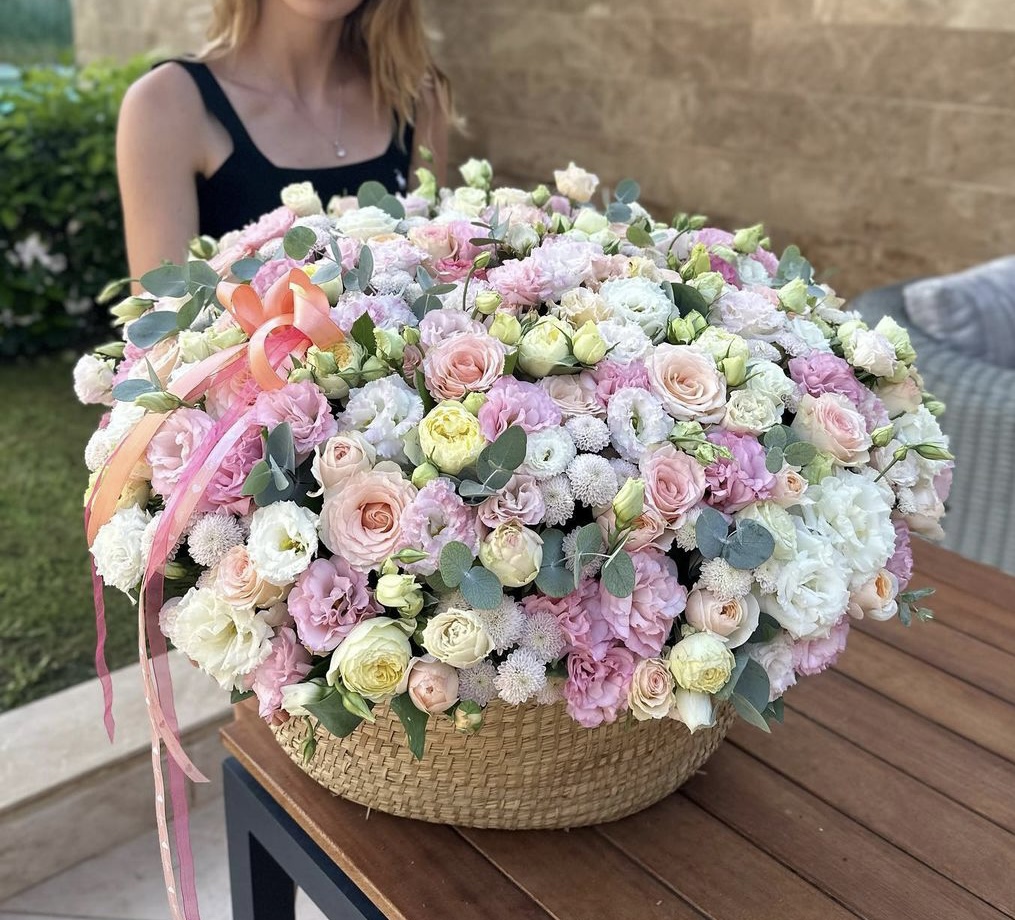 Фото букета: WOW-букеты — Flowers Place на Пхукете