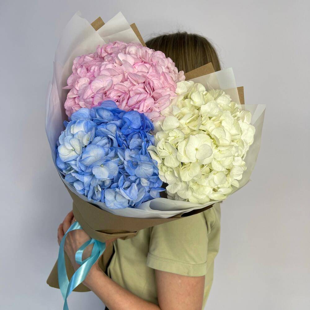 Фото букета 2: Без повода — Flowers Place в Рас-эль-Хайме