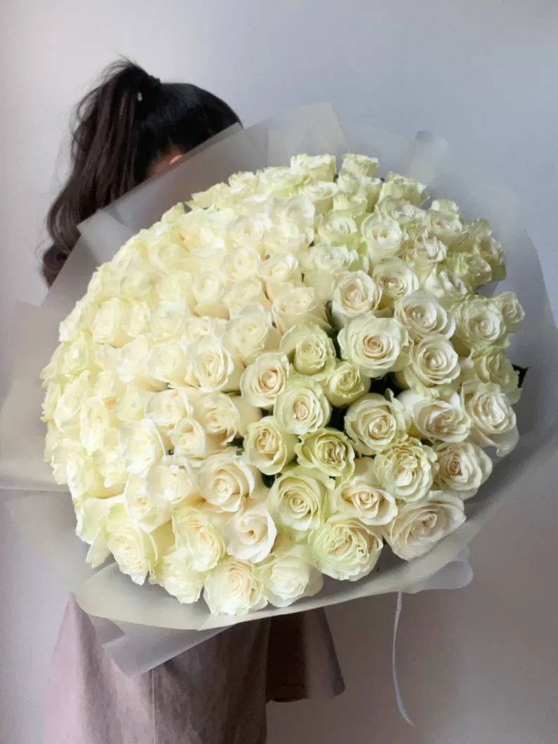 Фото букета: WOW-букеты — Flowers Place в Шардже