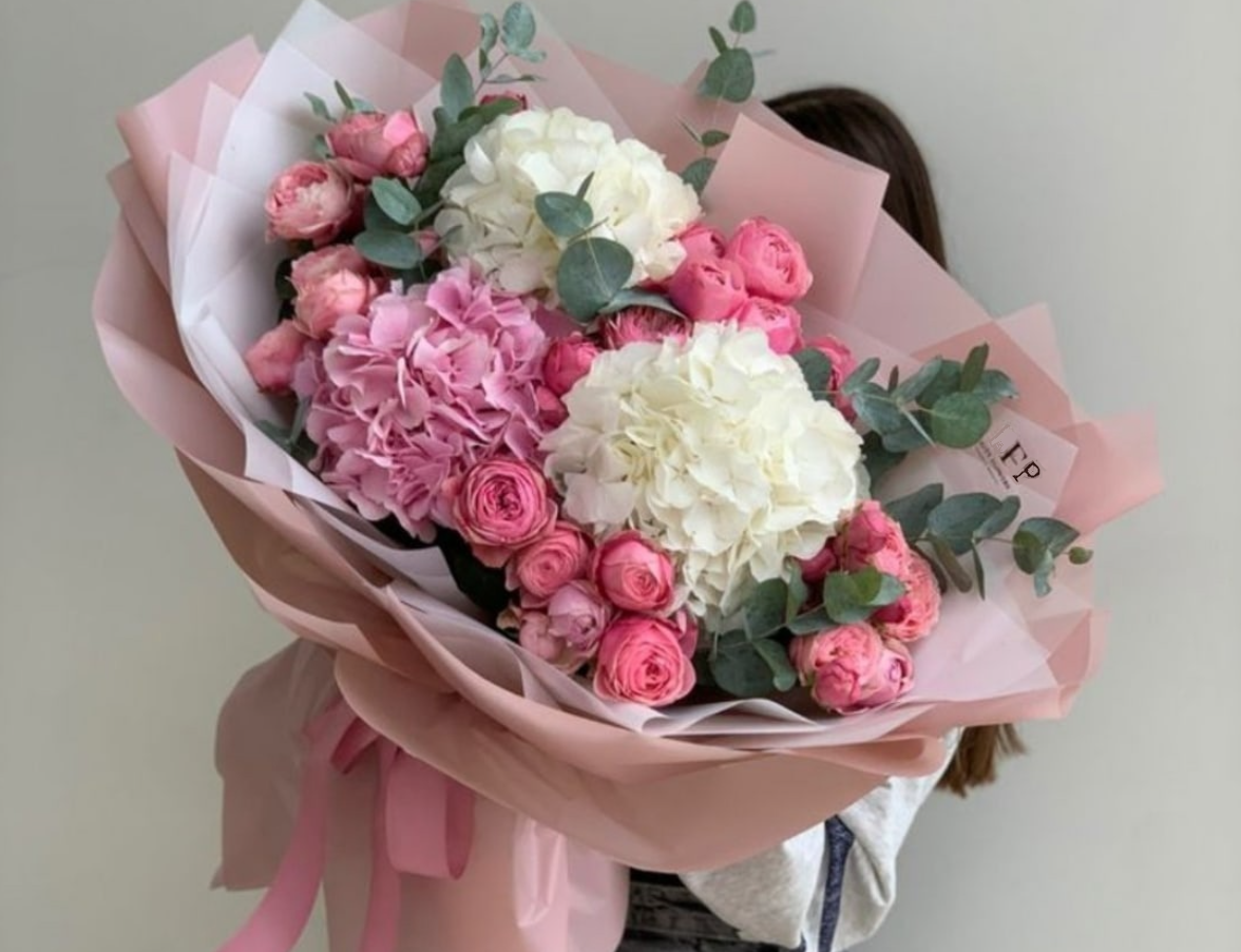 Фото букета 2: Гортензии — Flowers Place в Нячанге
