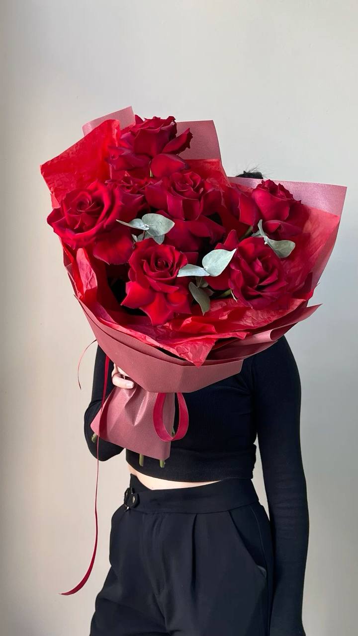 Фото букета 2: Без повода — Flowers Place в Париже