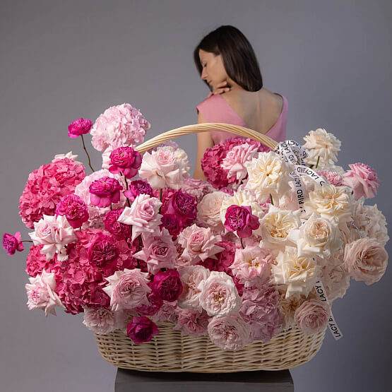 Фото букета: WOW-букеты — Flowers Place По всему миру