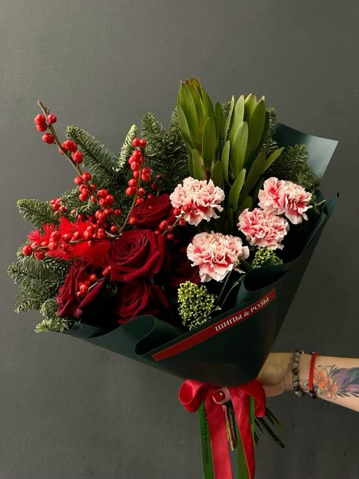 Фото букета: Праздничные букеты — Flowers Place в Дубае