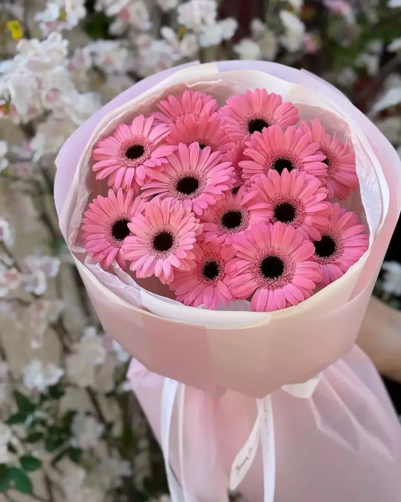 Фото букета 2: Без повода — Flowers Place в Тбилиси