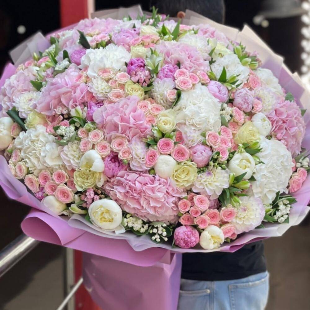 Фото букета 2: WOW-букеты — Flowers Place в Шардже